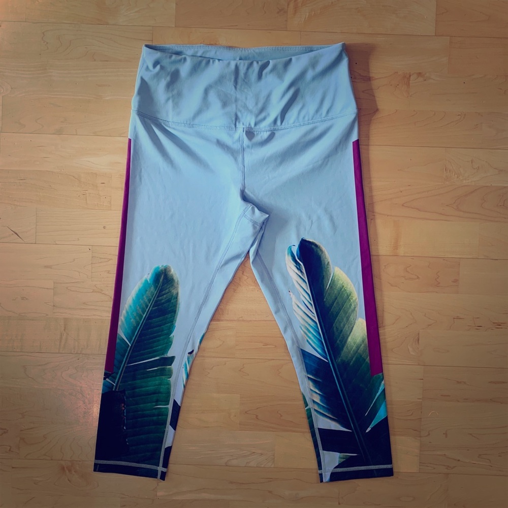 Zella Blue Tropical Crop